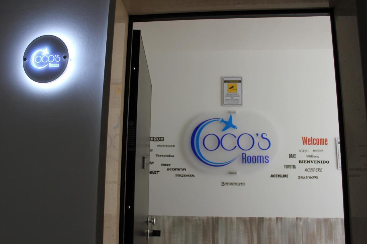Coco'S Rooms Bari Bagian luar foto