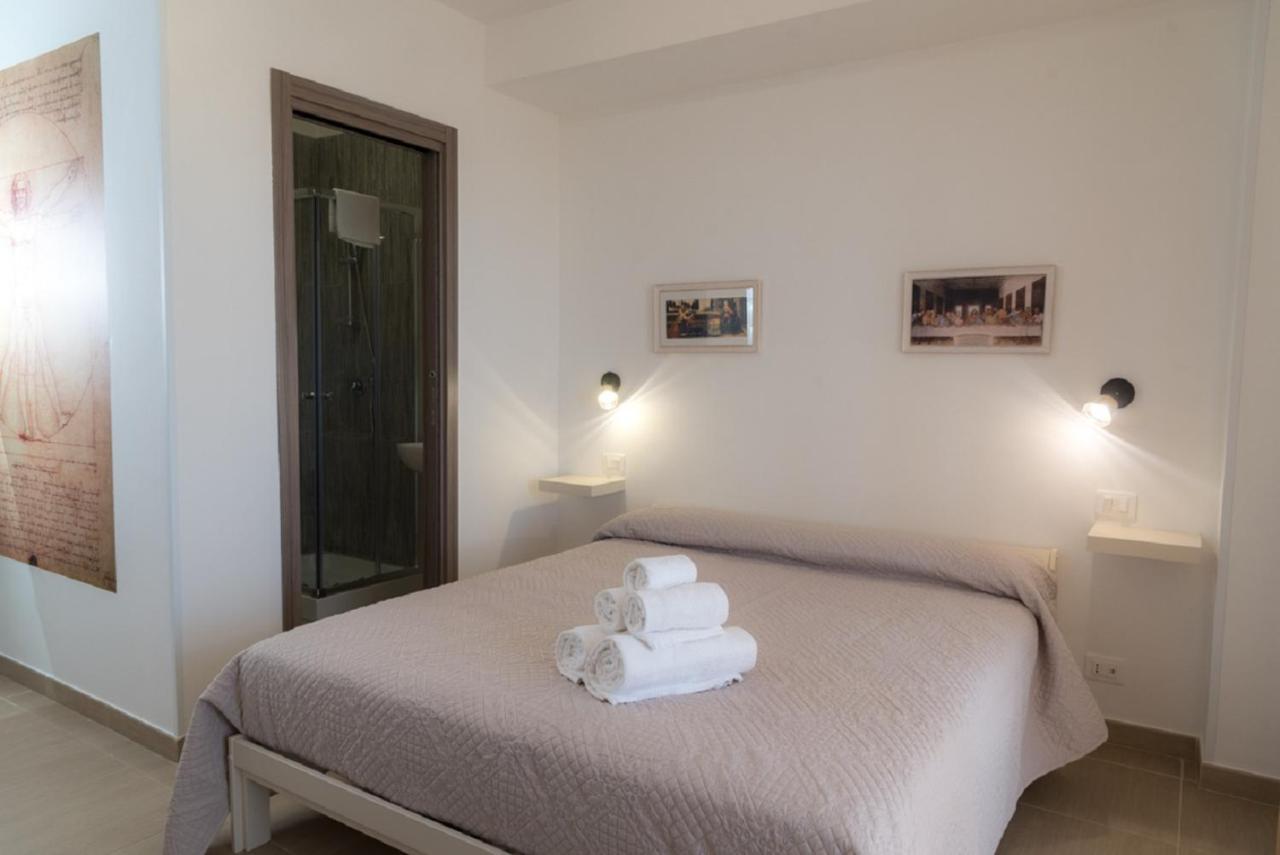 Coco'S Rooms Bari Bagian luar foto